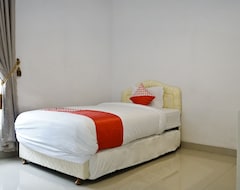 Khách sạn Oyo 1167 Home Sty Residence (Pekanbaru, Indonesia)