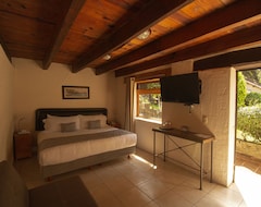 Khách sạn Loto Azul Hotel & Spa (Valle de Bravo, Mexico)