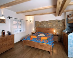 Wellness Hotel BoŽÍ Oko, Quadruple Room With 2 Bedrooms (Sedlec, Češka Republika)