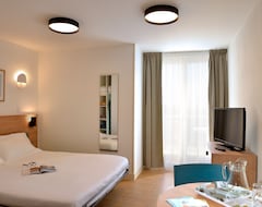 Aparthotel Resideal Antibes by BlueBay (Antibes, Francia)
