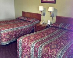 Khách sạn Travelers Inn & Suites (Paducah, Hoa Kỳ)