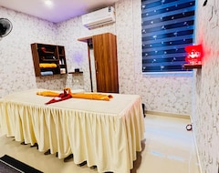 Khách sạn Ayur Arogyam Rooms And Spa (Kondotty, Ấn Độ)