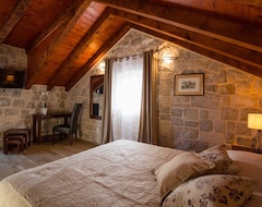 Tüm Ev/Apart Daire Beautiful Stone -made Villa In The Heart Of Konavle Region (croatia) (Konavla, Hırvatistan)