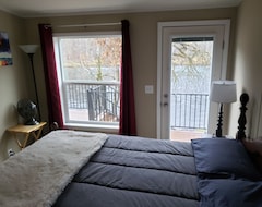 Cijela kuća/apartman Cozy, Romantic Mckenzie Riverfront Cottage (Vida, Sjedinjene Američke Države)