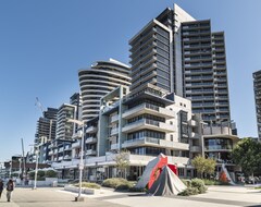 Khách sạn AKOM AT Docklands (Melbourne, Úc)