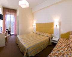 Hotelli Hotel St. Moritz (Bellaria-Igea Marina, Italia)
