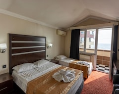 Hotelli Grand Gold Otel (Büyükçekmece, Turkki)