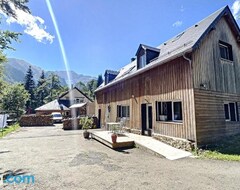 Oda ve Kahvaltı A Coeur d'Hetre (Estaing, Fransa)