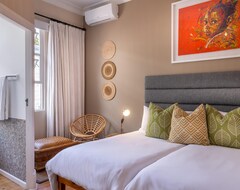 Hotel Antrim Villa (Cape Town, South Africa)
