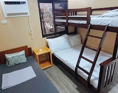 Hotel The Lavana Camp Coco Batangas By Reddoorz (Alitagtag, Filipini)