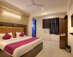 OYO 9669 Hotel Ark of Avalon (Ghaziabad, Indien)