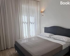 Bed & Breakfast GUALTIERI B&b - LUXURY ROOMS (San Giorgio a Cremano, Ý)