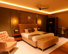 Khách sạn Hotel Classico International (Nileshwar, Ấn Độ)