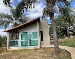 Entire House / Apartment Beautiful, Sophisticated Villa, 450 M2, Stunning View Of The Mountains. (Prudente de Morais, Brazil)