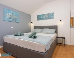 Cijela kuća/apartman One-Bedroom Apartment In Crikvenica Lxx (Crikvenica, Hrvatska)