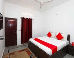Khách sạn OYO 36700 Hotel Indians (Gurgaon, Ấn Độ)