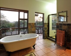 Hotel Hluhluwe River Lodge (Hluhluwe, Sudáfrica)