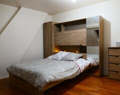Toàn bộ căn nhà/căn hộ Duplex Apartment - 2 Bedrooms - 6/7 People (Denain, Pháp)