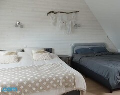 Entire House / Apartment Maison De 3 Chambres Avec Piscine Privee Jardin Clos Et Wifi A Paimpont (Paimpont, France)
