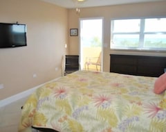 Cijela kuća/apartman Wonderful 2 Bedroom Condo With Ocean Views - Seagulls #406 (Islamorada, Sjedinjene Američke Države)