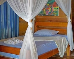 Hotel White Beach Bungalows (Sihanoukville, Cambodja)