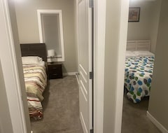 Cijela kuća/apartman Harbour Landing Home With Garage, Bonus Room, King Bed And Ensuite Bathroom (Regina, Kanada)