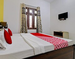 Oyo Flagship 813958 Hotel Ashish (Pauri, Indija)