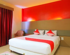 OYO 1153 Tiga Dara Hotel & Resort Syariah (Pekanbaru, Indonesia)