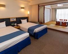 Hotel Resonex Nago (Nago, Japón)
