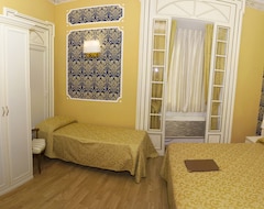 Hotel DG Prestige Room (Rome, Italy)