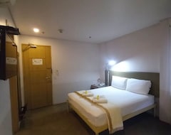 Hotelli Capital O 930 1010 Hotel (Muntinlupa, Filippiinit)