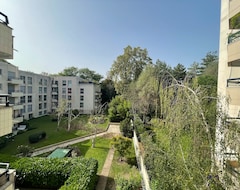Hotel Residence Longchamp (Vichy, France)