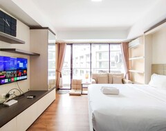 Hotel Scenic & Comfy Studio At Beverly Dago Near Itb By Travelio (Bandung, Indonesien)