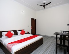 Hotel OYO Highway Residency (Faridabad, India)