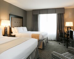 Holiday Inn and Suites East Peoria, an IHG Hotel (East Peoria, USA)