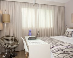 CHA Pampulha Design Hotel (Belo Horizonte, Brazil)
