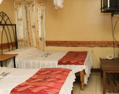 Hotel Maina Highway (Embu, Kenya)