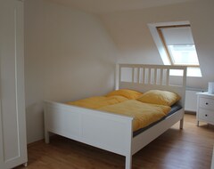 Tüm Ev/Apart Daire Apartment For Four Adults, Possibly Plus Children (Lueneburg, Almanya)