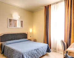 Hotel Anna's (Florence, Italy)