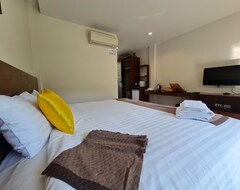 Hotel Diana Pool Access Phuket (Chalong Bay, Thailand)