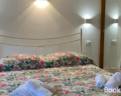 Căn hộ có phục vụ Marconi Apartments (Termoli, Ý)