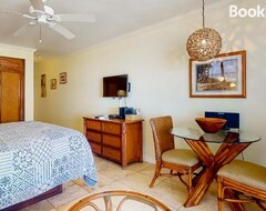 Hotel Islander on the Beach 361 (Kapaa, USA)