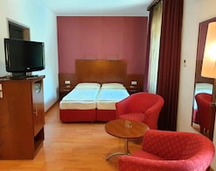 Hotelli Ein-zimmer-apartment Mit Balkon - Via Roma, Hotel (Salzburg, Itävalta)