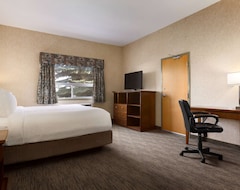 Hotel Days Inn And Suites Niagara Falls/Buffalo (Niagara Falls, Canada)