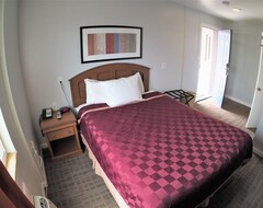 Hotel Country Manor Motel Watkins (Watkins, USA)
