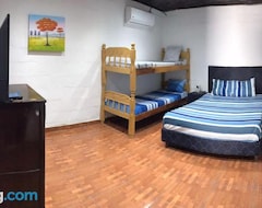 Cijela kuća/apartman Casa Mono Ambiente Y Piscina. (Limpio, Paragvaj)
