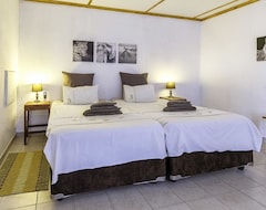 Hotel Trans Kalahari Inn (Windhoek, Namibija)
