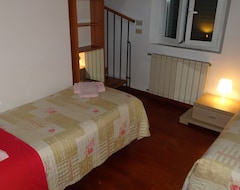 Hotel Holiday House Ospedale (Pisa, Italy)