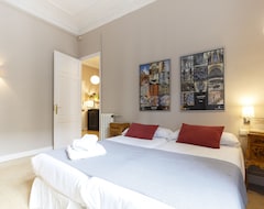 Khách sạn Ainb B&B Born-Via Laietana (Barcelona, Tây Ban Nha)