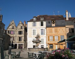 Khách sạn Gite De Preuilly (Auxerre, Pháp)